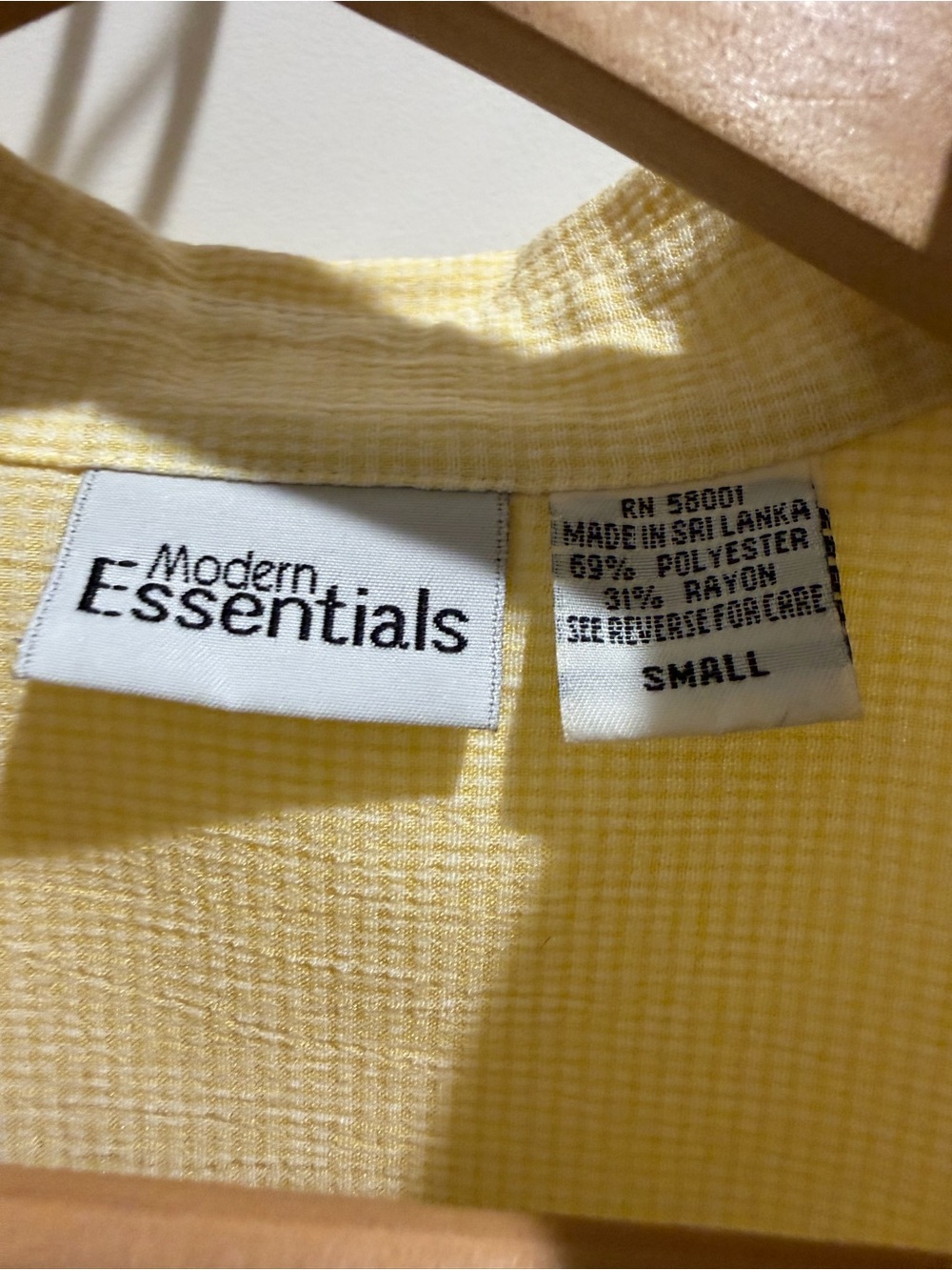 Modern Essentials Textured Button-Up Shirt Size S Oversized Fit - Picture 5 of 5